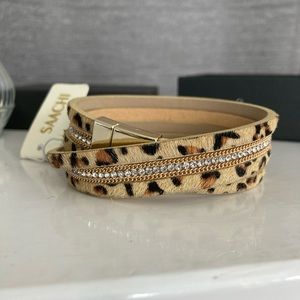 Gorgeous Saachi double wrap leather bracelet